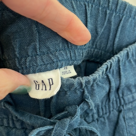 Gap linen blend shorts - Picture 2 of 4